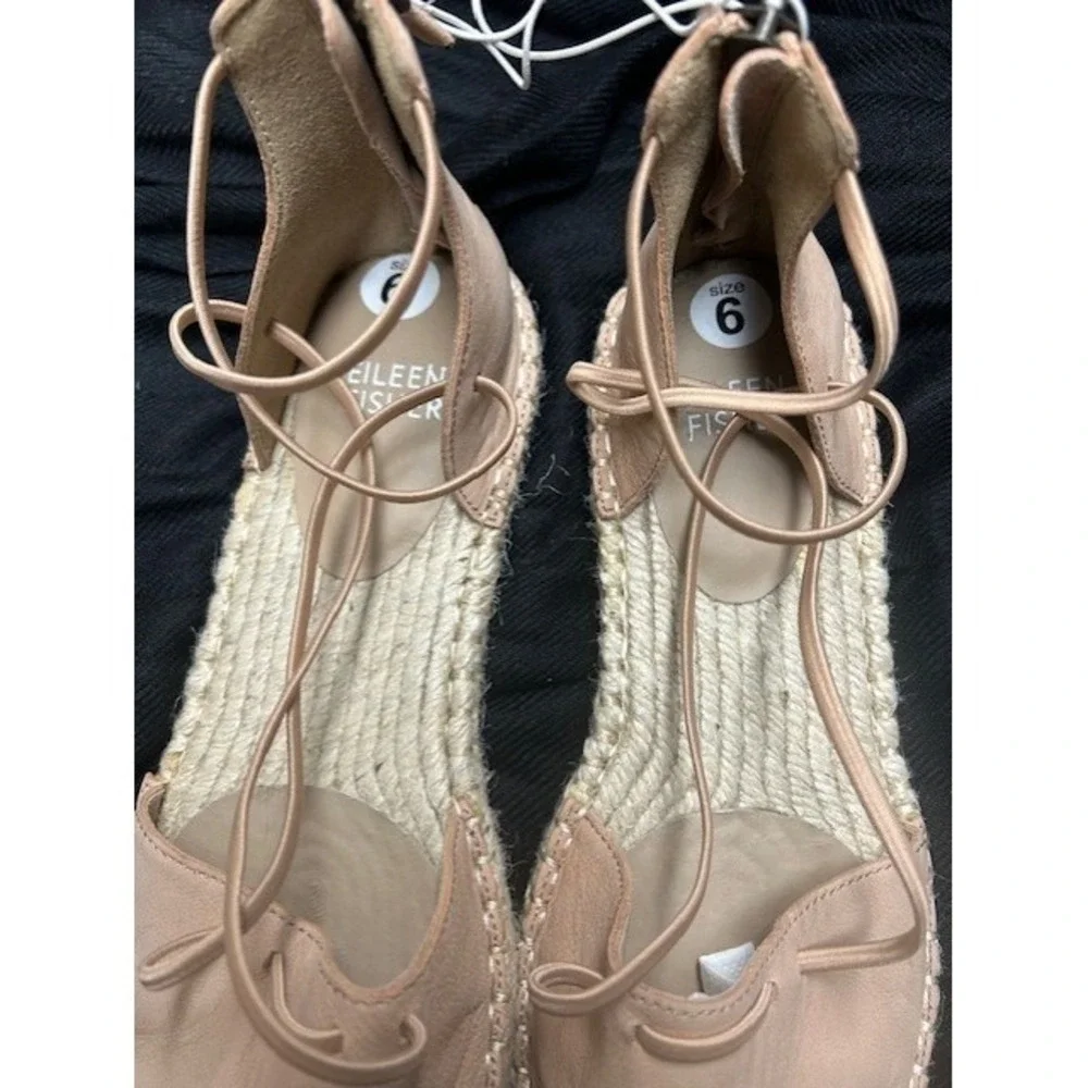 NWOT‎ Eileen Fisher Women 6 Strappy Espadrille Flats Sandals Toffee Cream Resort